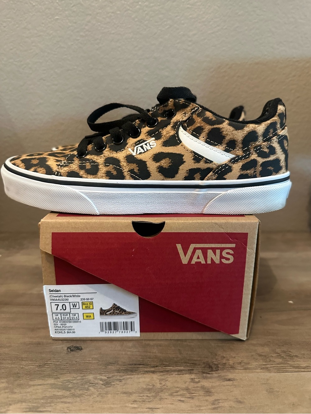 Women’s Vans Cheetah Print Low Top Sneakers